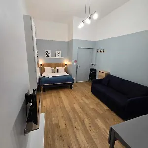 https://apartment-aboukir-1.fr-paris.fr