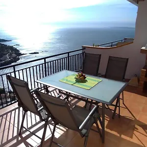 https://impresionantes-vistas-del-mar-en-roses-canyelles.catalonia-hotels.com