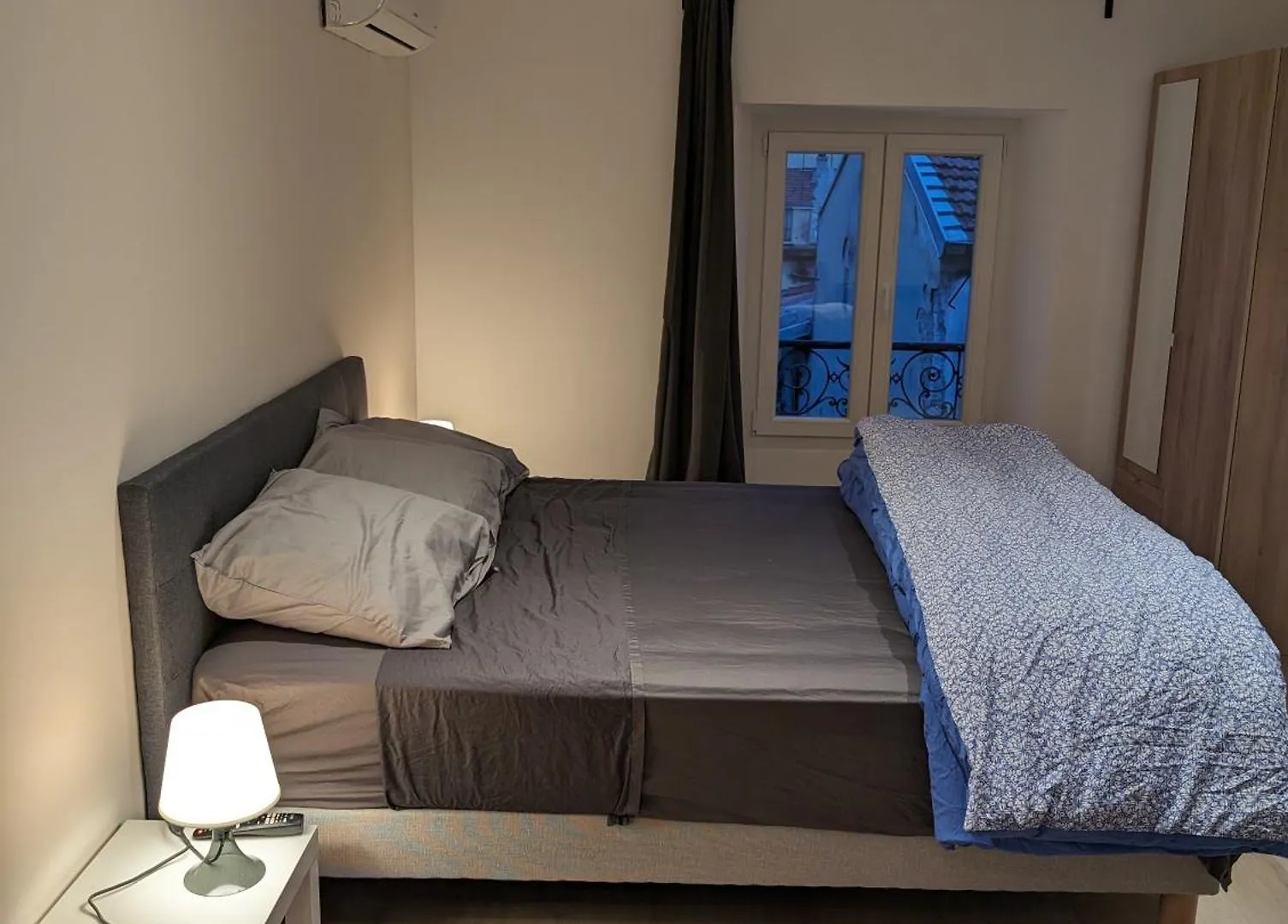 Holiday Nice Studio 0*,  Francia